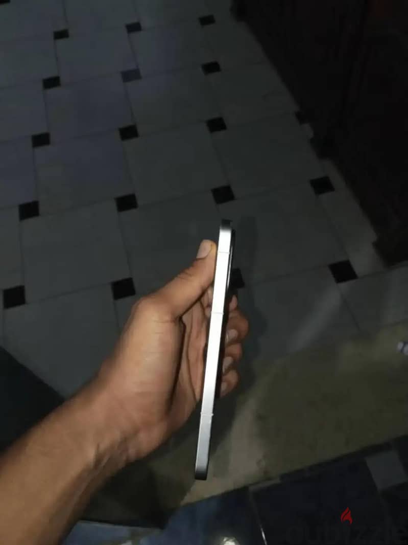 Xiaomi Poco F7 Global Edition 3
