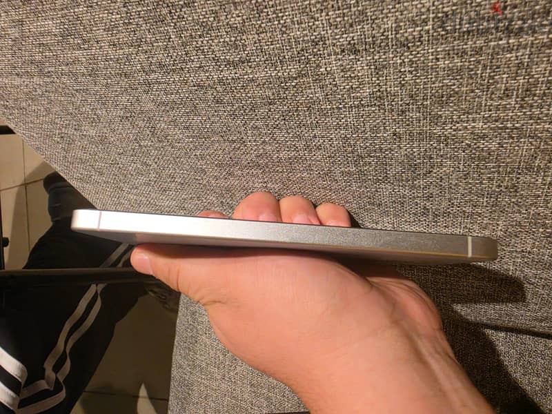 Samsung S25 FE 4