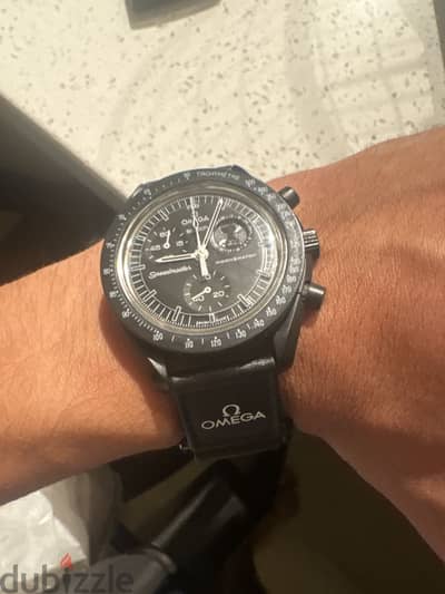 Omega Moonswatch snoopy SO33B700