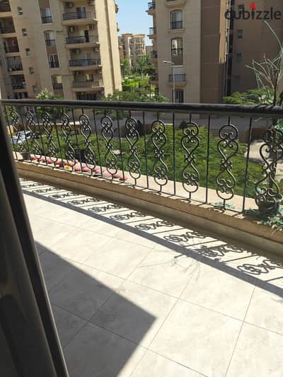 For rent, an apartment of area 162m in Al-Rehab next to the Eastern Market