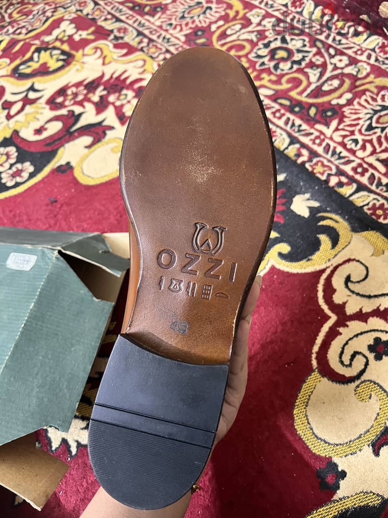 Classic formal shoes 3