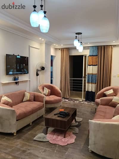 Furnished apartment for rent at an excellent price in the Dagla Compound  Location: Phase Two next to Ali ibn Abi Talib Mosque  Specifications: Model AX - Third Floor (without elevator) good ventilation one air conditioning in the bedroom fan in every room two rooms + kitchen + bathroom fully furnished (Screen