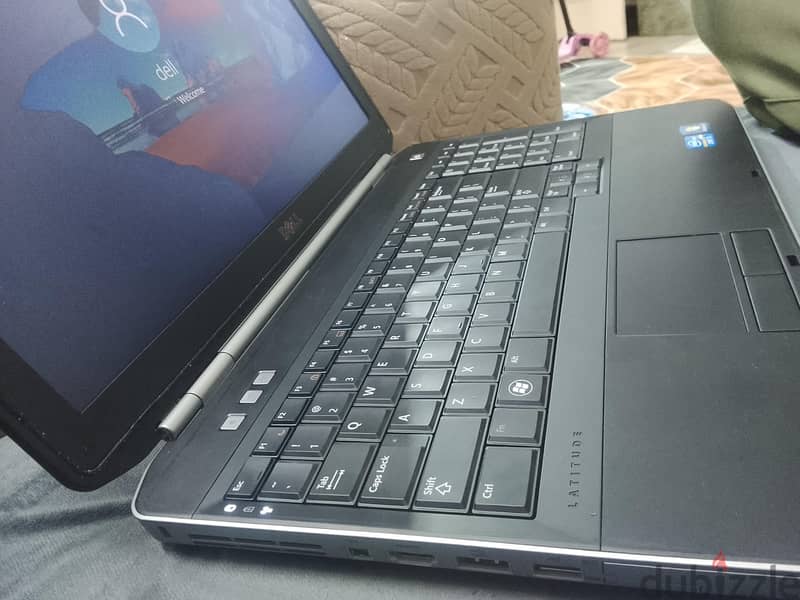 labtop Dell core i5 3