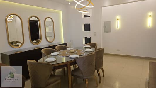 For rentfurnished 2 bedrooms apartment in eastown compound