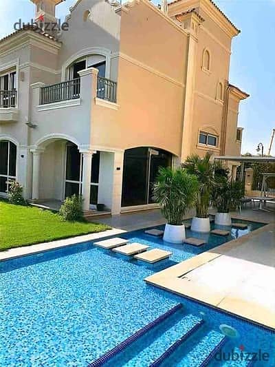 فيلا استاندالون 5 غرف استلام فوري مع pool private  بالتقسيط وبسعر مميز في الباتيو في لافيستا الشروق بالقرب من طريق السويس و مدينتي