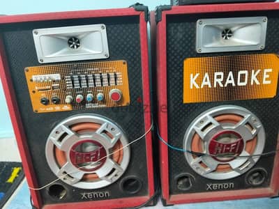 صب جديد سماعتين  الصب يعمل راديو وبلوتوث وفلاشه وبيت كارت ميموري ووصله