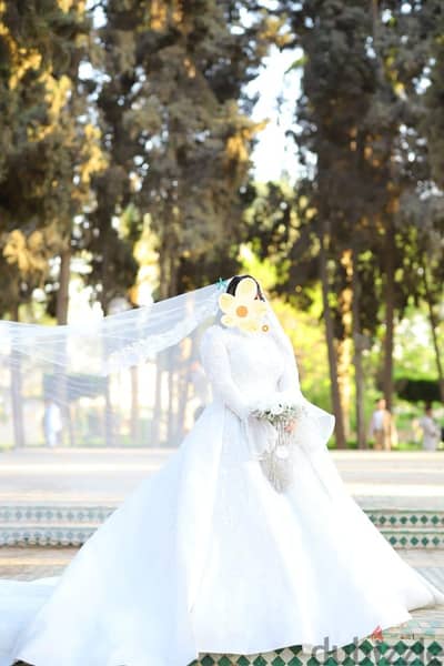 فستان زفاف