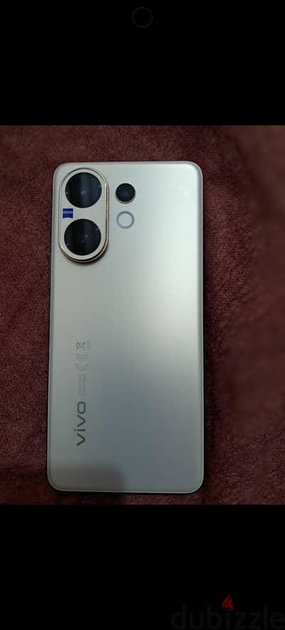 فيفو V60
