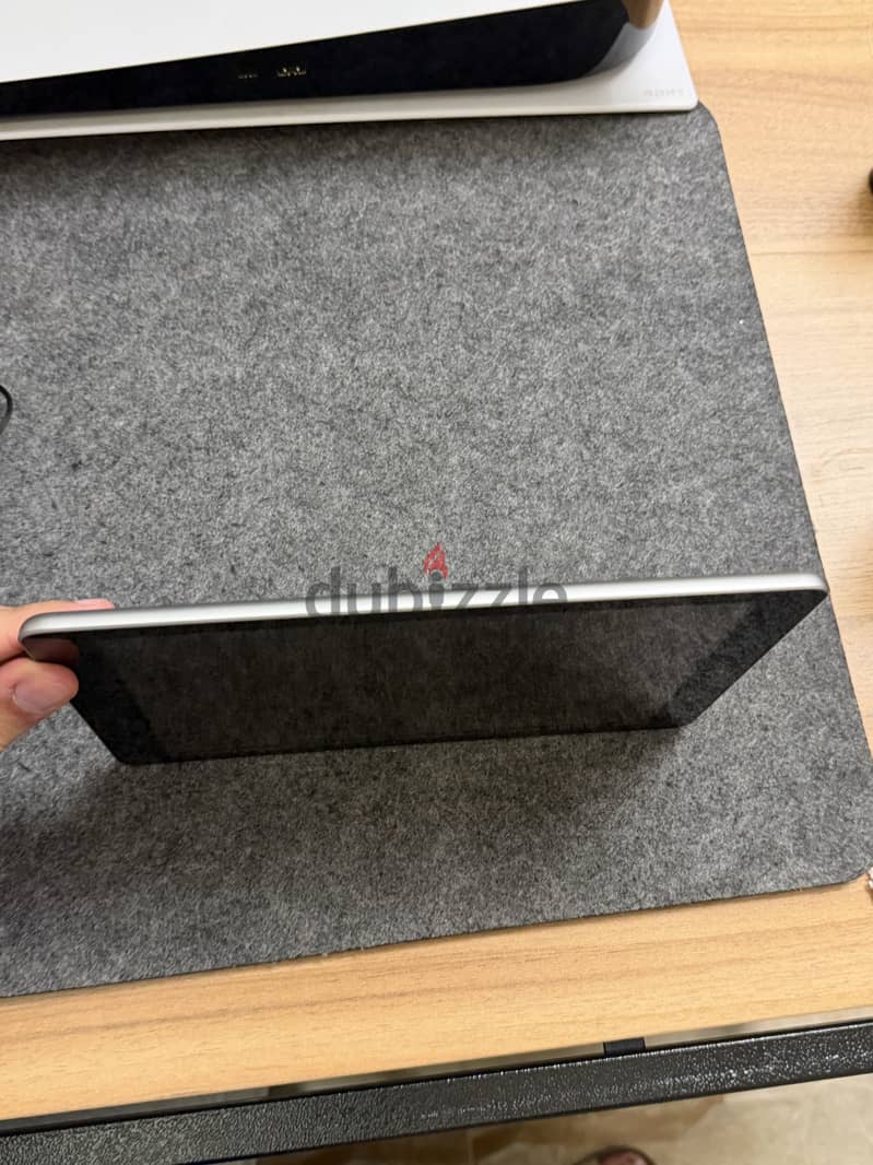 Ipad 5th generation. 1