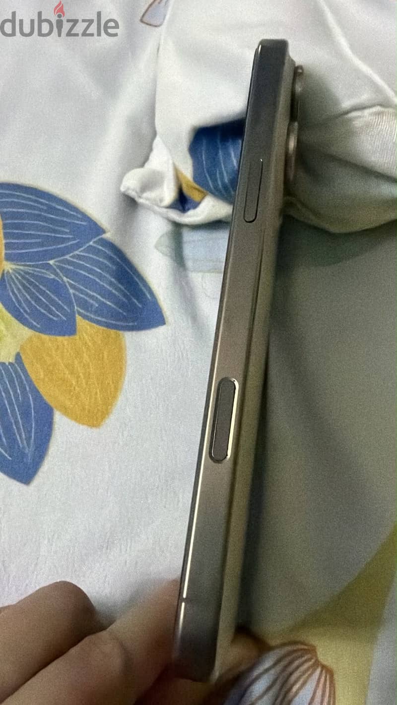Apple - iPhone 16 Pro Max 5
