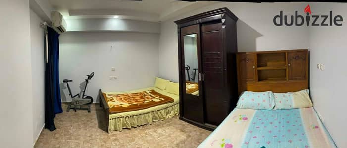 For daily rent on the Nile, first row, Corniche Maadi, Tora, consisting of two bedrooms and a two-piece reception, 2 bathrooms and a kitchen, air-conditioned, Wi-Fi, 15th floor, elevator for families, and young committed individuals only.