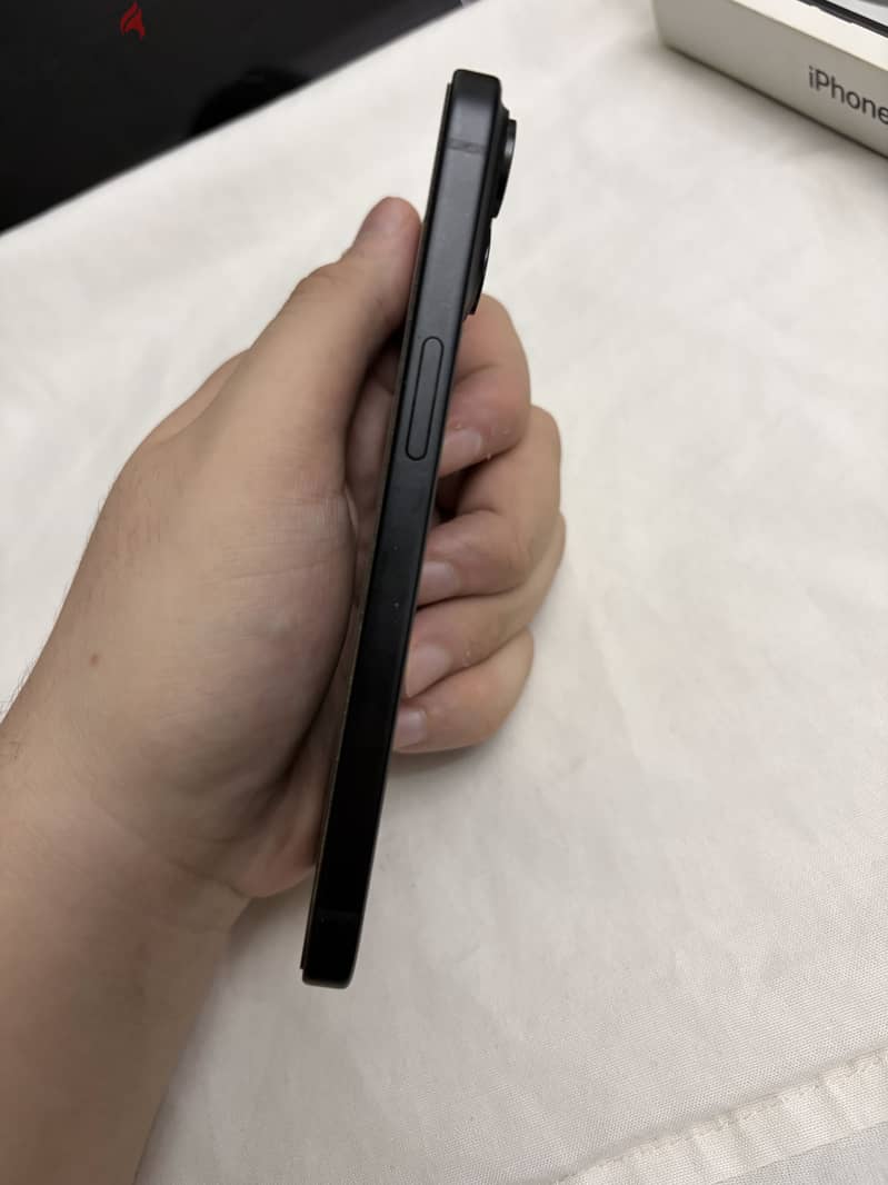 Apple - iPhone 15 6