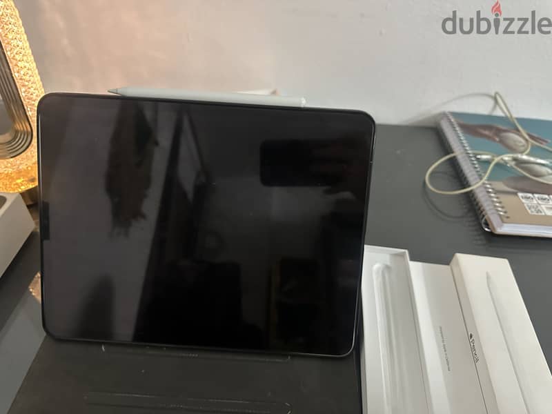 I pad pro 12.9 inches M1 7