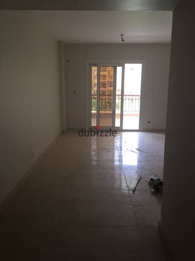 For privacy seekers and the enchanting view | 183m apartment in B2 Madinaty with the largest wide garden