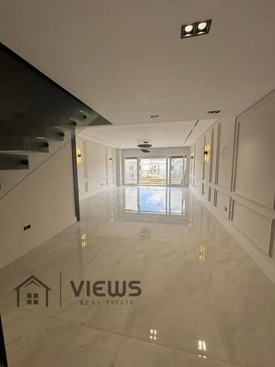 بارك فيلا 210م + 35م حديقة تشطيب سوبر لوكس بالتكييفات ماونتن فيو اى سيتي Mountain view i city