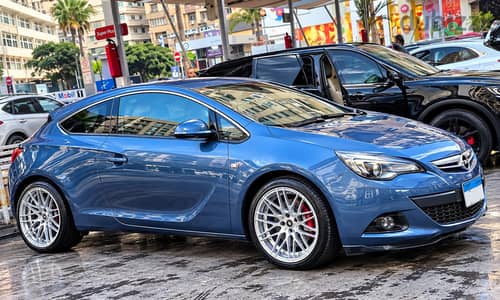 Opel Astra 2013 gtc