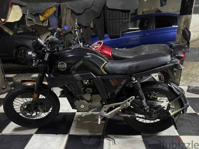 مكنه هوجن v 250