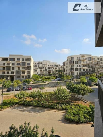 Ready to move apartment for sale in a prime location 3 bedrooms + nanny room in Sodic Eastown Compound Fifth Settlement 300k less than market price