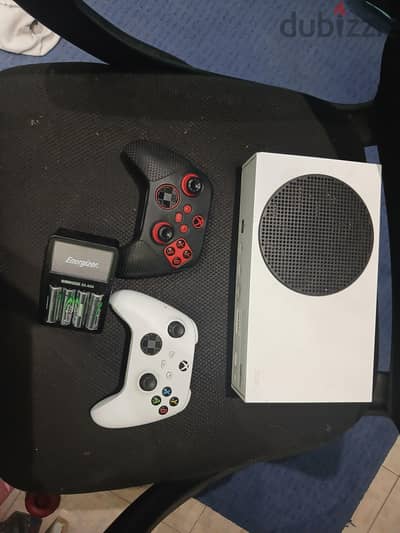 xbox series s lightly used