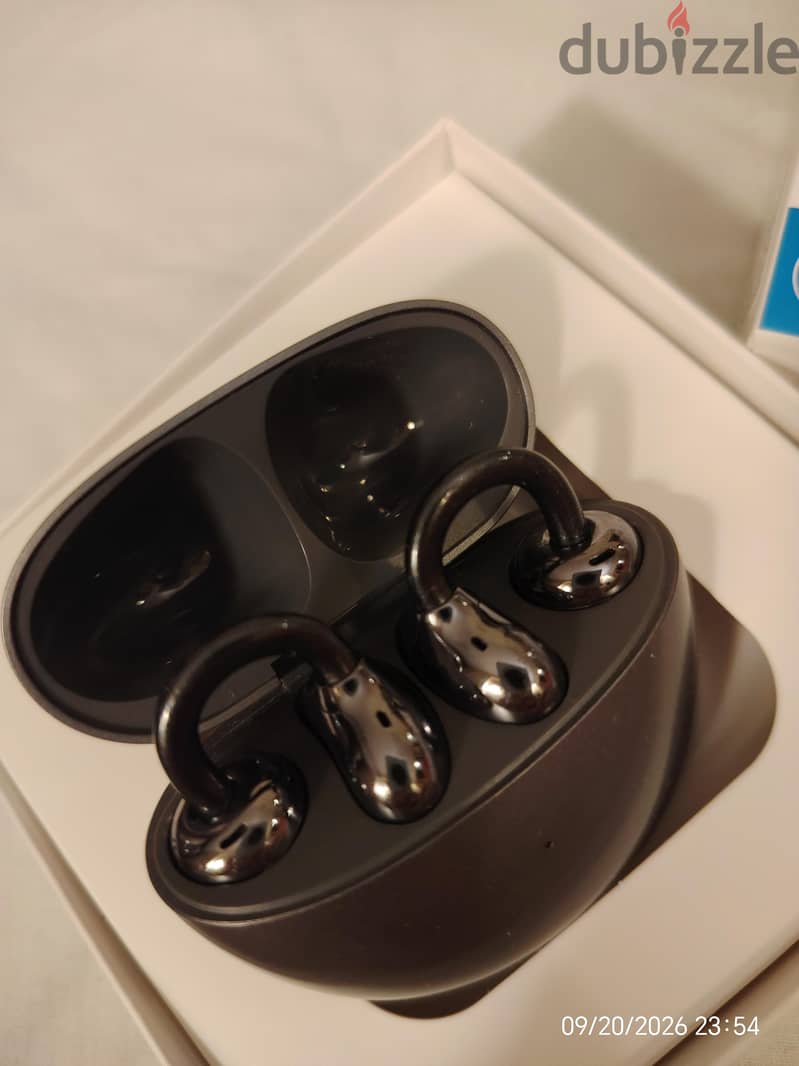 HONOR CHOICE Earbuds Clip 1