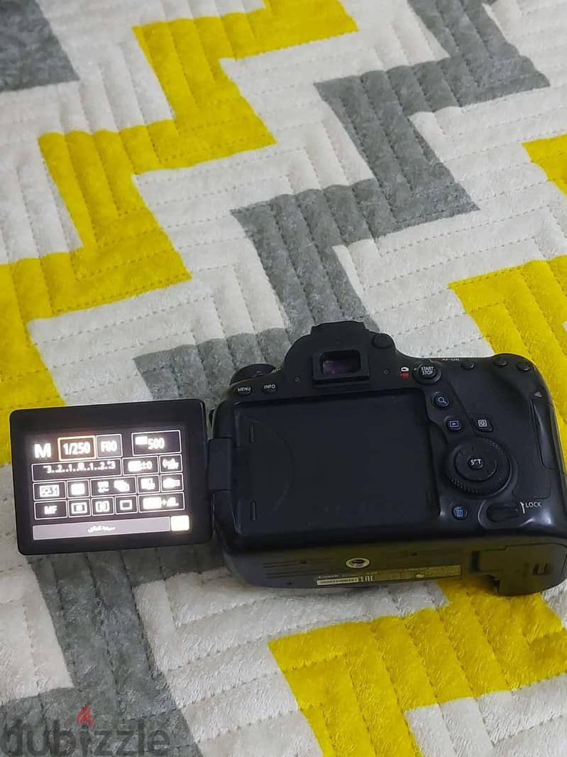 Canon 6D Mark II 2