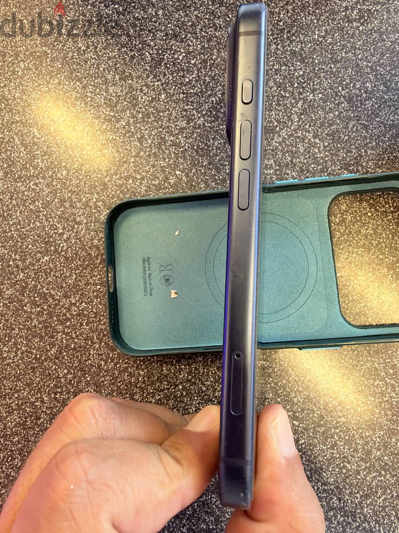 Apple - iPhone 17 Pro 3