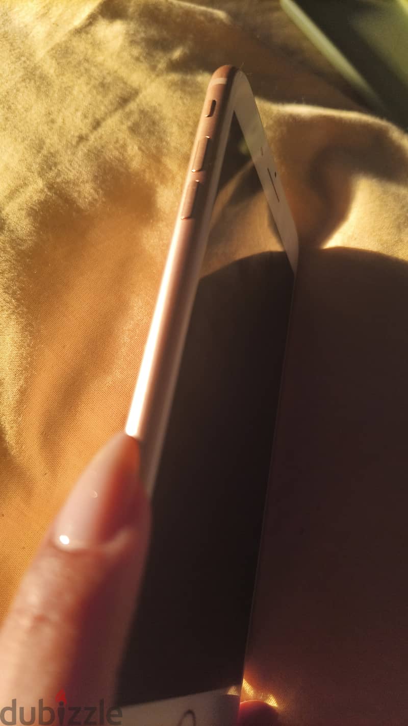 Apple iphone 8 plus used with a very good condition 2