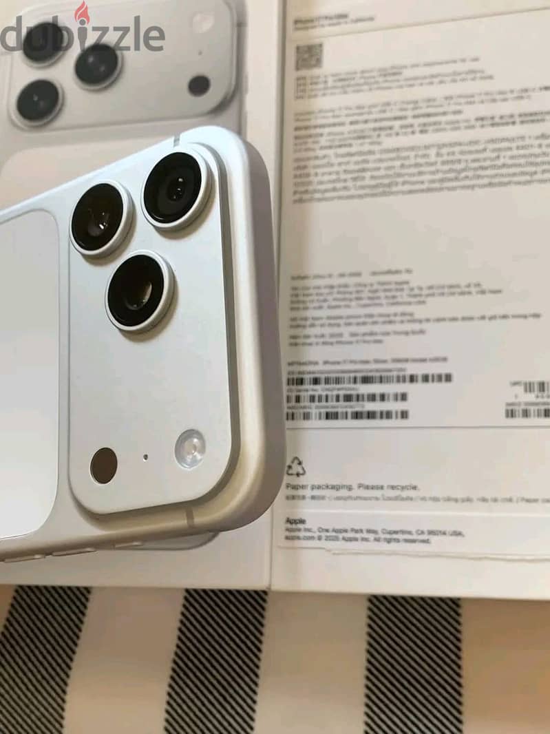 17 Pro Max 4