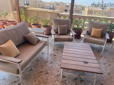 طقم خارجي للرووف أو جاردن . . خشب بيتش باين
