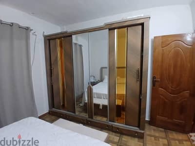 غرفه نوم بالمرتبه استعمال عريس شهرين