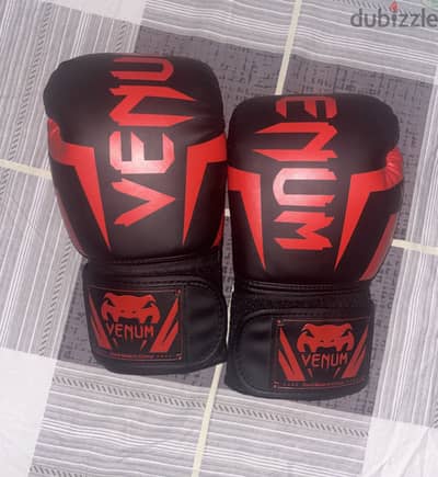 MMA gloves Venum oz8