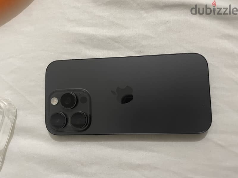 Apple - iPhone 16 Pro 4