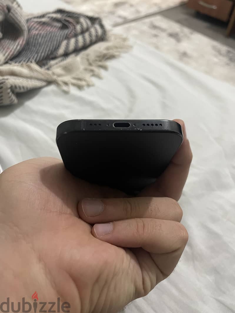 Apple - iPhone 16 Pro 6