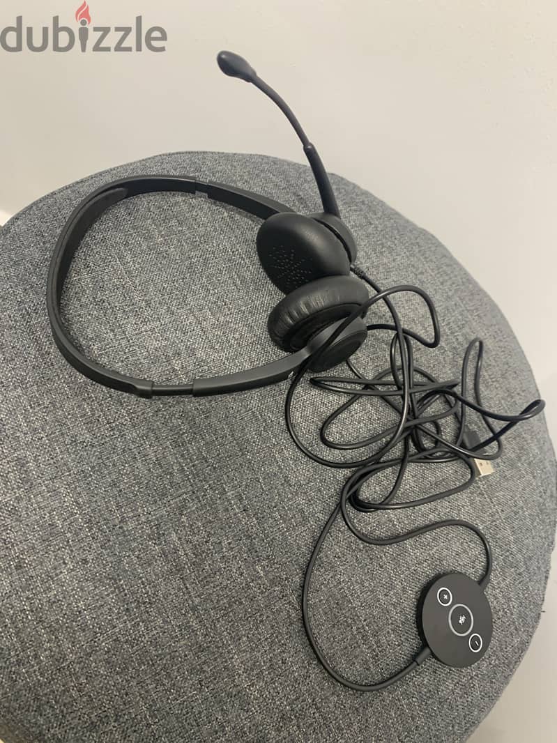 Headset 1