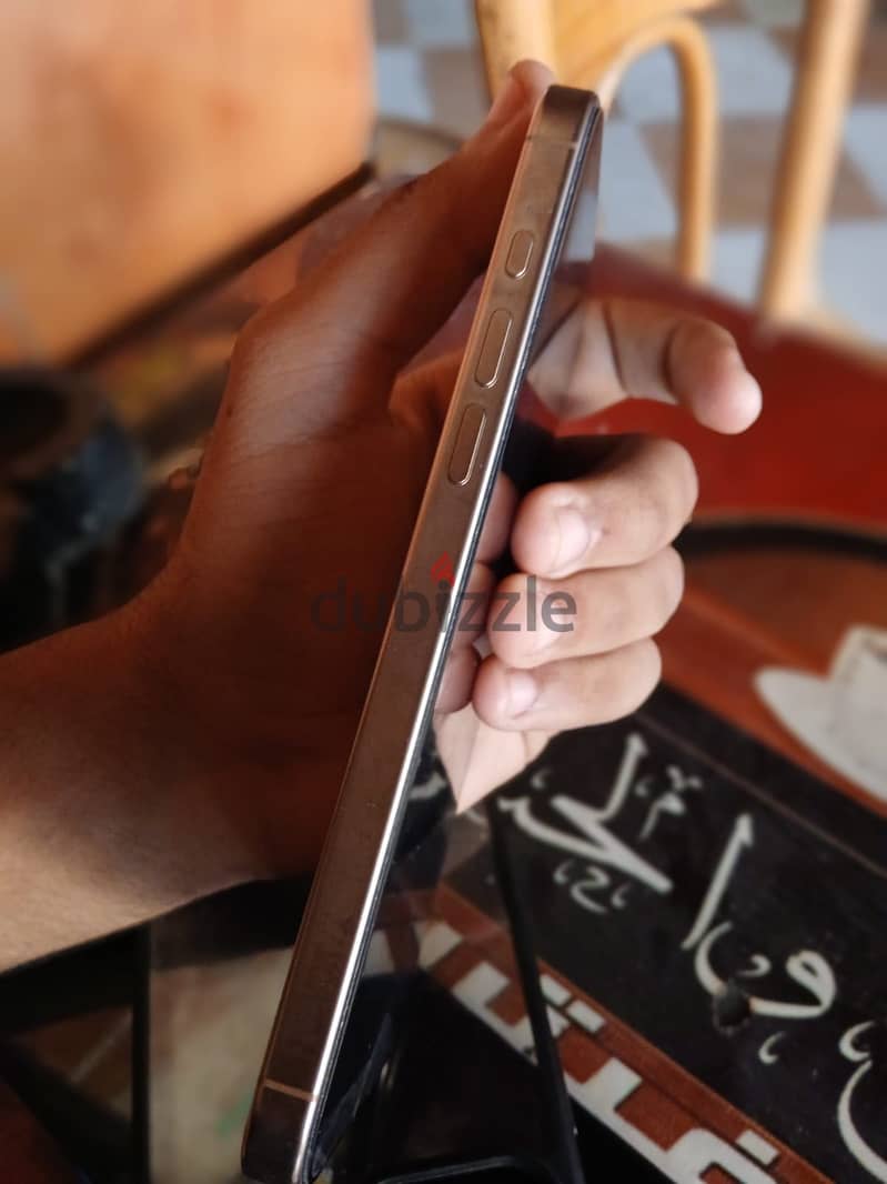 Apple - iPhone 16 Pro Max 3