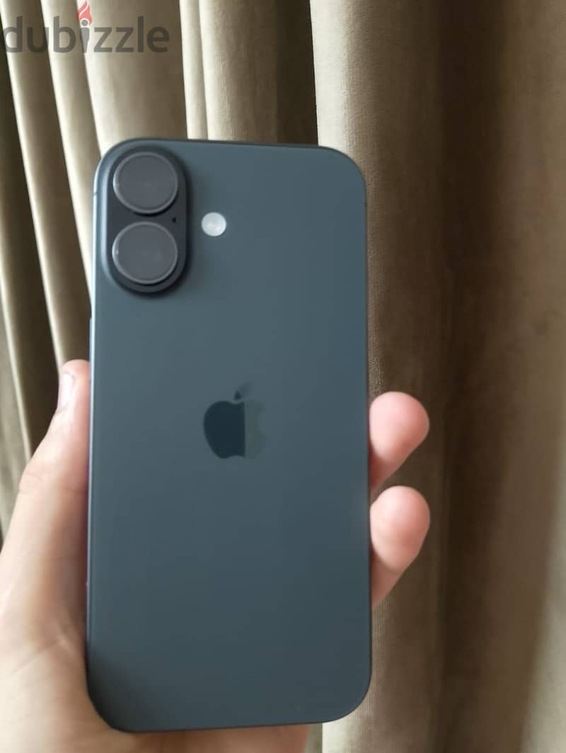 Apple - iPhone 17 2