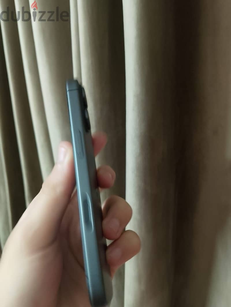 Apple - iPhone 17 3