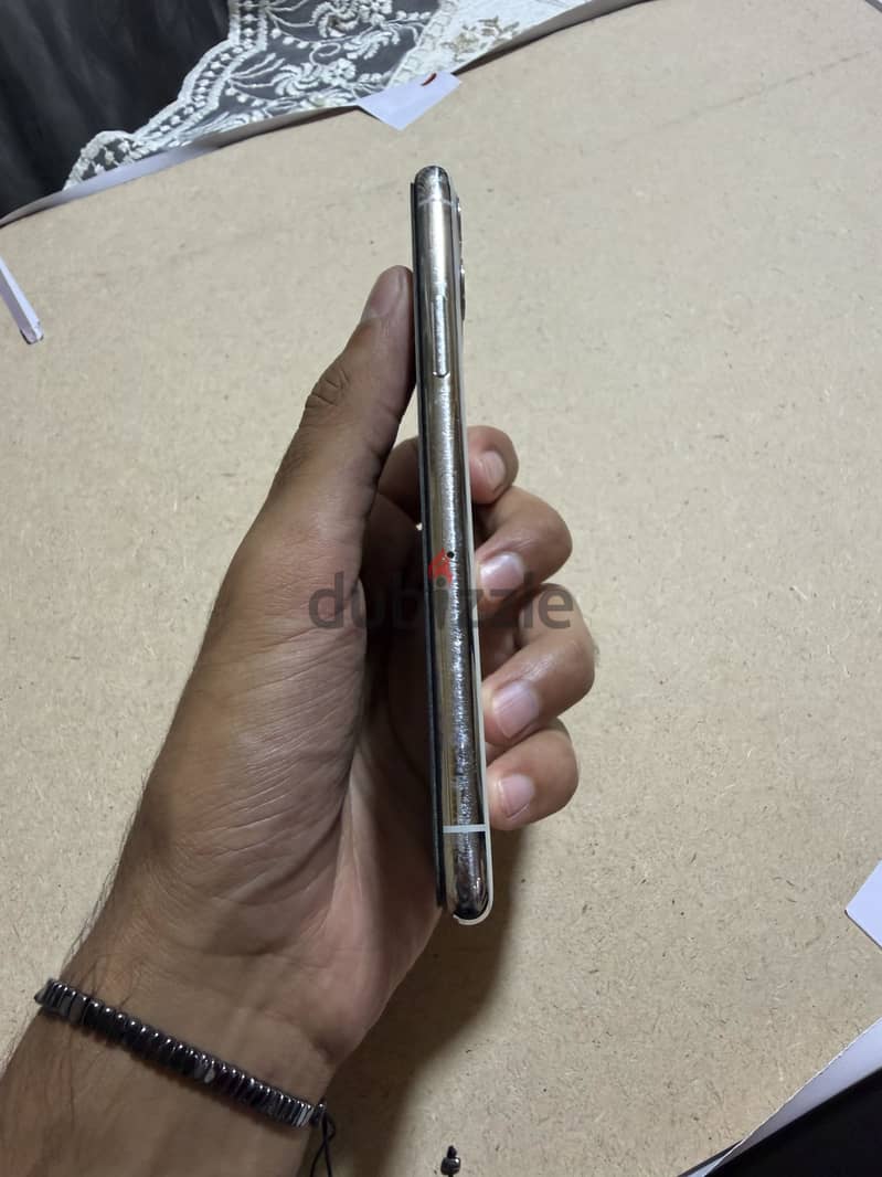 Apple - iPhone 11 Pro 1