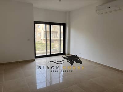 160 sqm 3-Bedroom Apartment for Rent in Fifth Square