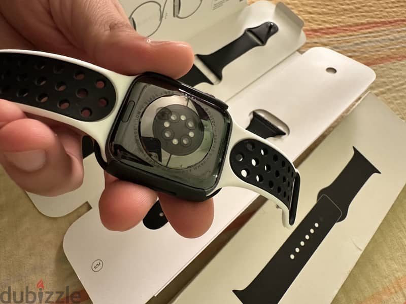Apple Watch series 6 gps 7