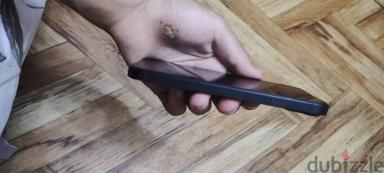 Apple - iPhone 13 1