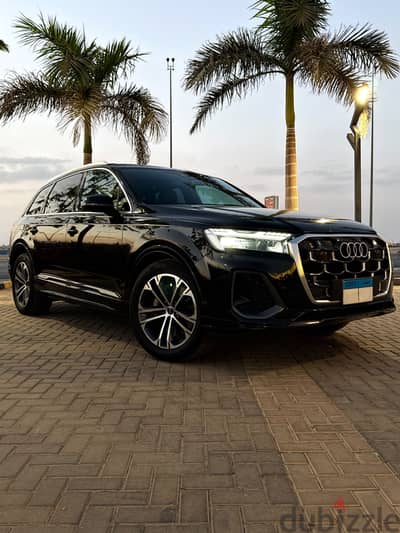 Audi Q7 2025 SLine protection كالزيرو وصيانات توكيل بالكامل