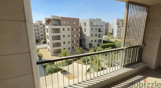 From the owner, stand alone apartment for sale in district5