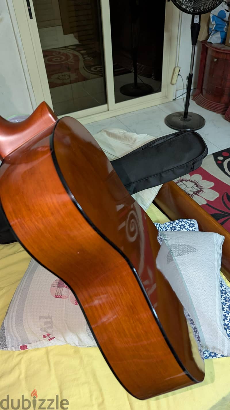 Yamaha C40 classic new 3