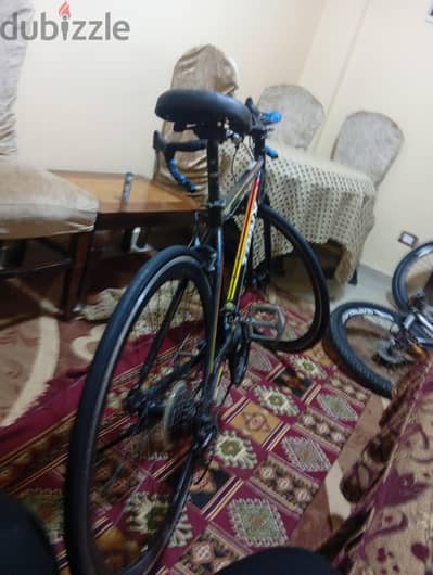 اتفرج على الوتس وراعي ظروفي