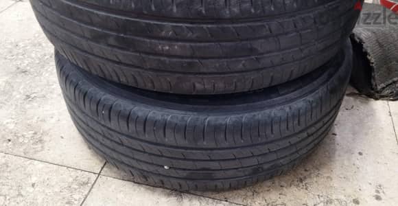 15 65 205 KUMHO طقم ٤ فرد كاوتش كومهو كوري مقاس ١٥ ٦٥ ٢٠٥