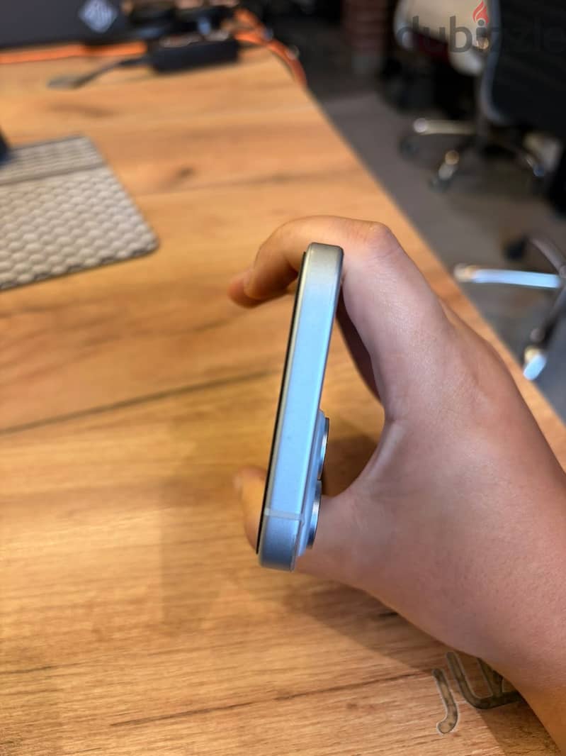 Apple - iPhone 15 1