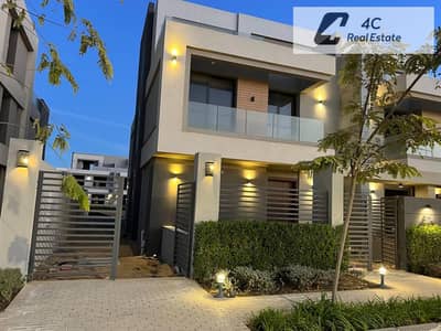 اقل من سعر الماركت ب 2 مليون فيلا توين هاوس استلام فوري 290 م  برايم لوكيشن اوبن فيو لاند سكيب   في لافيستا سيتي العاصمة القاهرة الجديدة