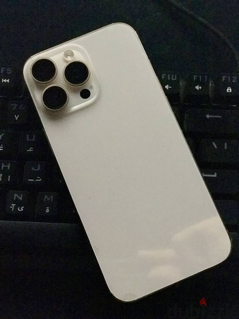 Apple - iPhone 16 Pro Max 1