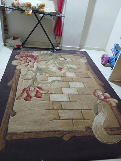 سجاد مستعمل  تقيل ماركه محترمه جدا